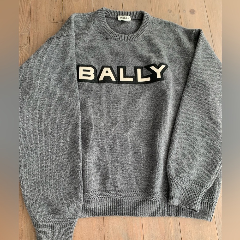 Bally 100% wool logo-patch jumper sweater NWT - Picture 3 of 9